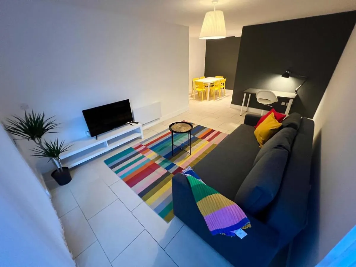Secluded And Spacious Apartment Dublin Ireland
